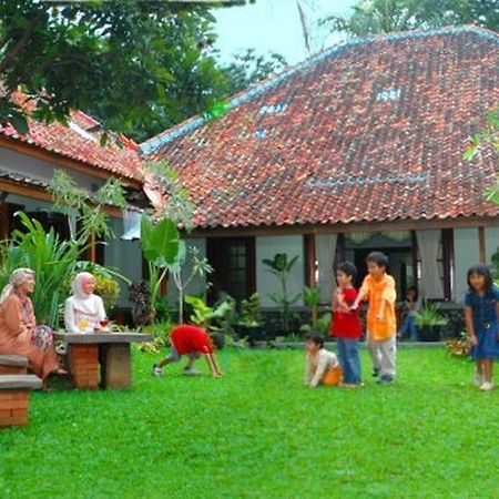 Rumah Ebo Bandung Exteriör bild